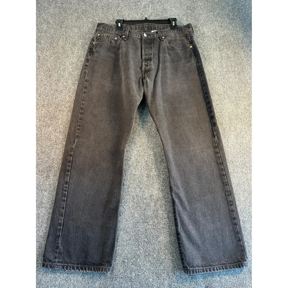 Levis 501 Original Fit Jeans Mens 38x32 Faded Black Straight Leg Button Fly